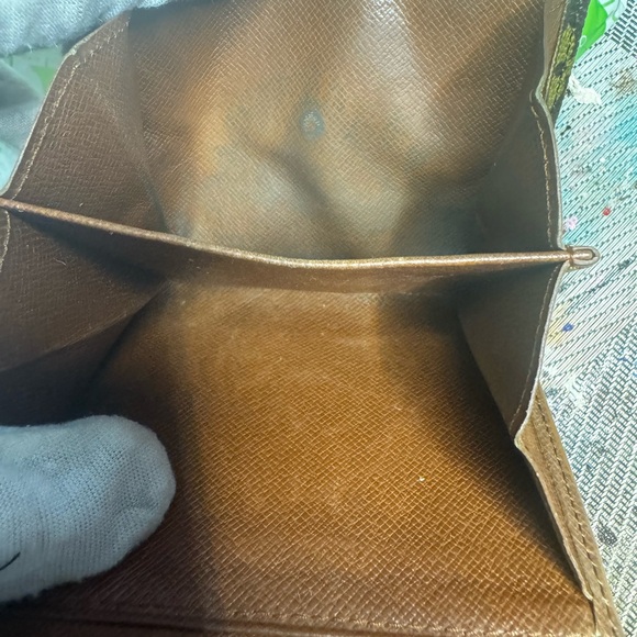 Louis Vuitton
Vintage 1988 Elise Wallet - Picture 15 of 16